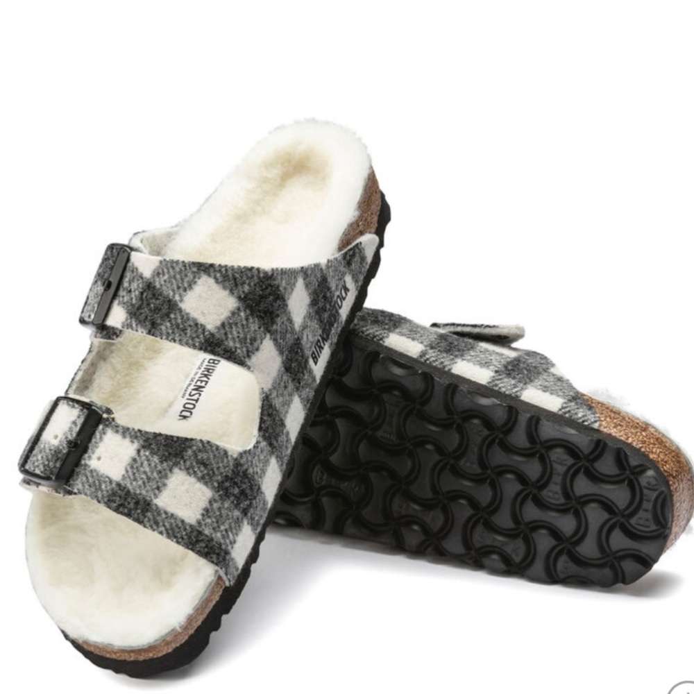 Brand new Arizona Rivet Birkenstock sandals, wool, white plaid